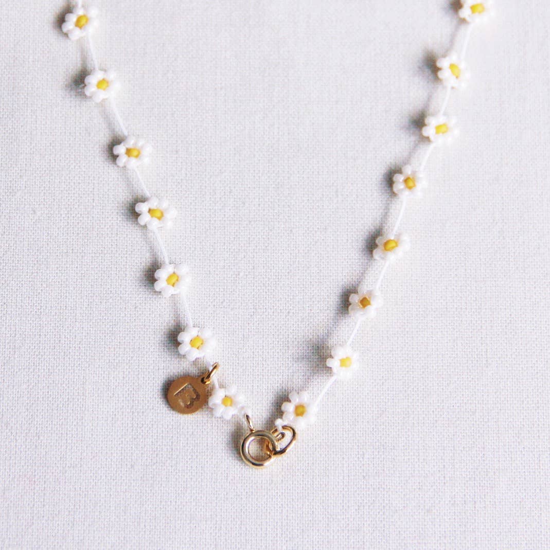 Handgemaakte madeliefjesketting - wit/geel