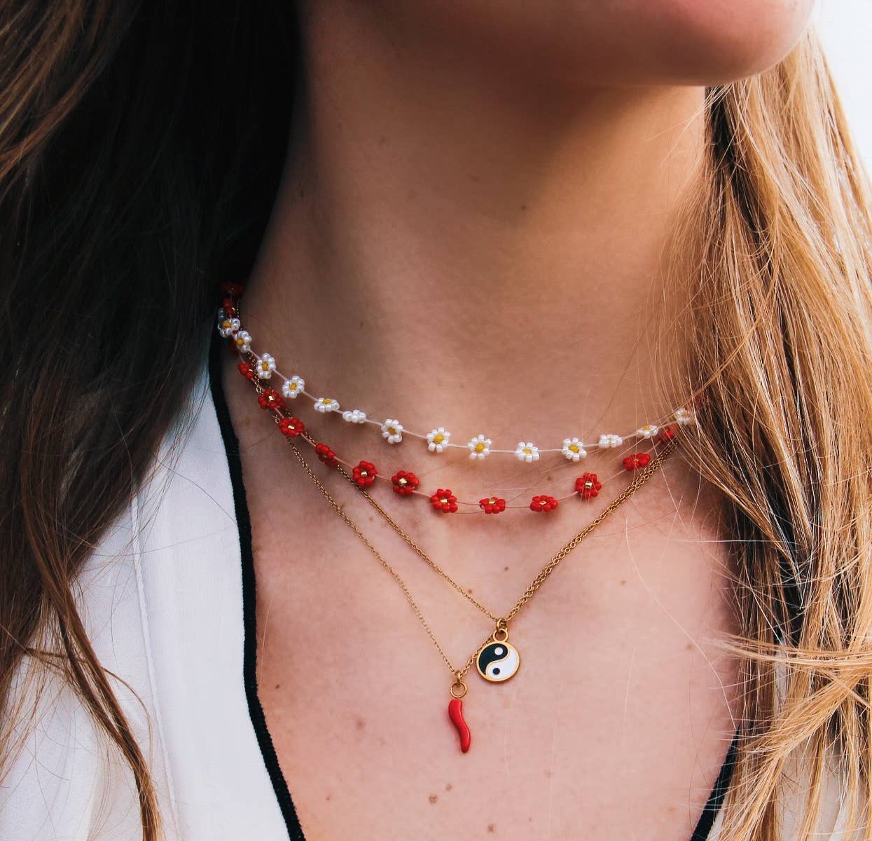 Handgemaakte madeliefjesketting - wit/geel