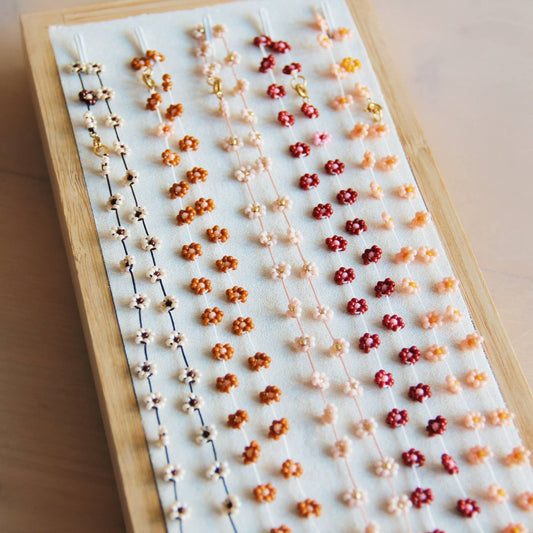 Handgemaakte madeliefjesketting - wit/geel