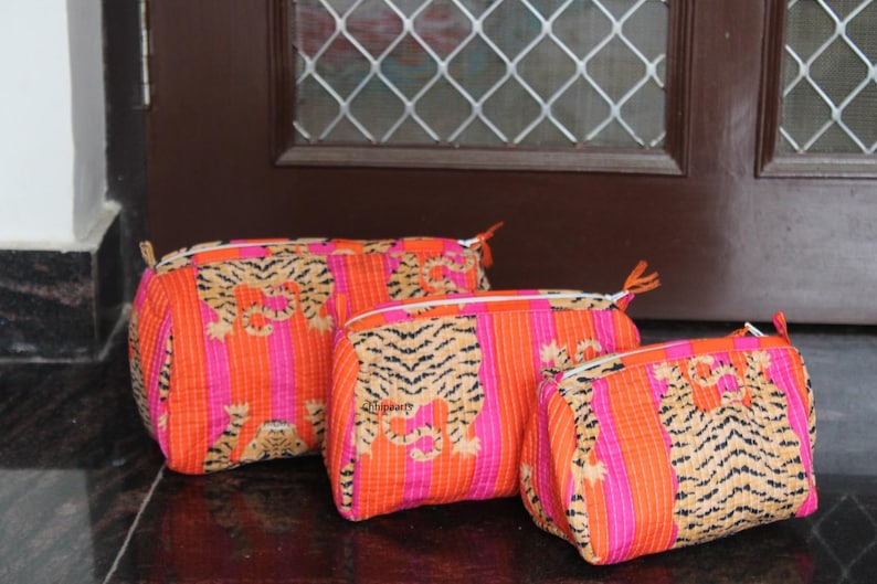 Tiger make up bag